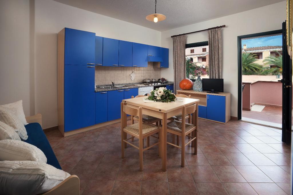 Appartamenti Le Ginestre E Gli Oleandri Cala Liberotto Quarto foto