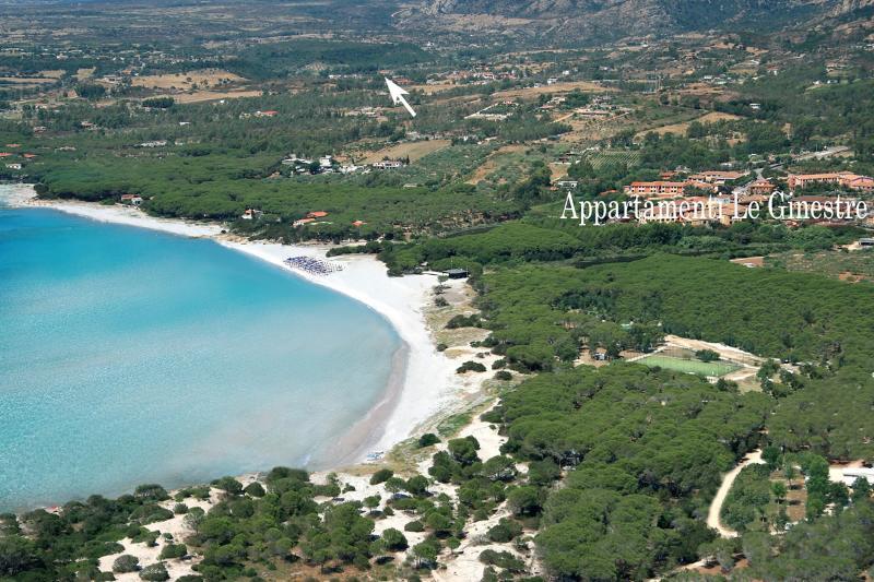 Appartamenti Le Ginestre E Gli Oleandri Cala Liberotto Exterior foto