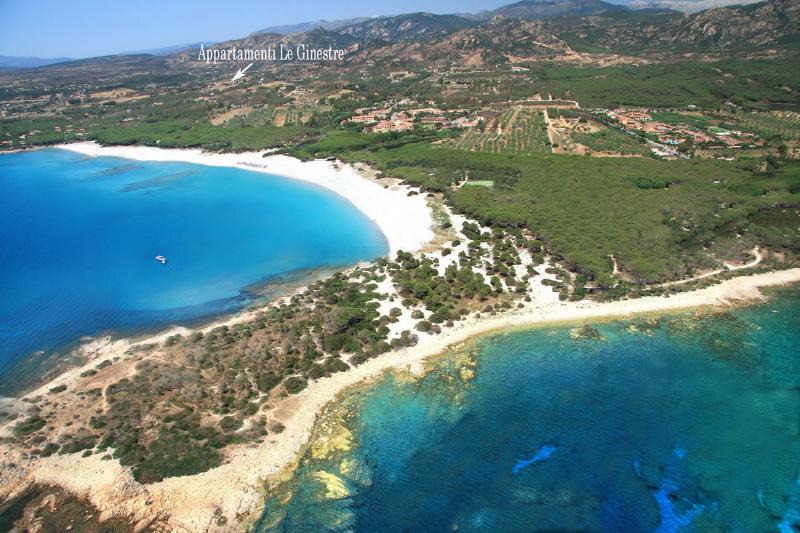Appartamenti Le Ginestre E Gli Oleandri Cala Liberotto Exterior foto